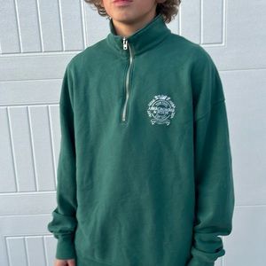 Green Abercrombie and finch zip up crewneck for men or women